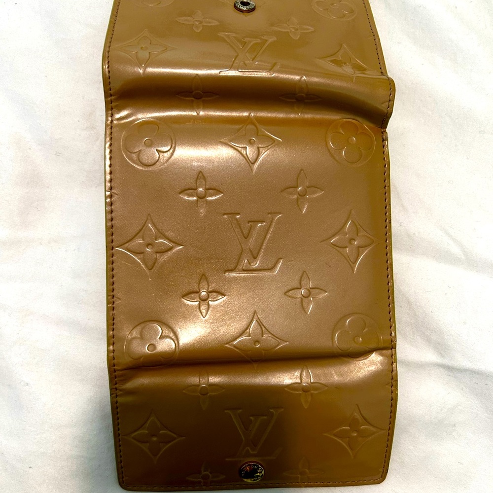 Wallet - Picture 6 of 9